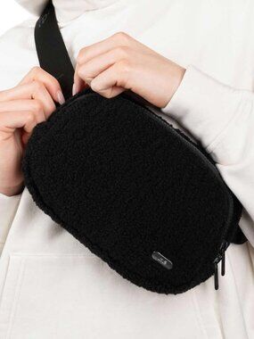 Lole - Sherpa Belt Bag